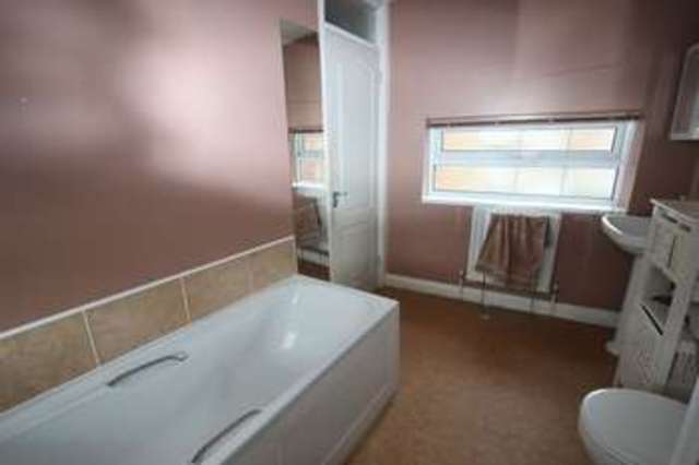  Image of 3 bedroom Semi-Detached house for sale in Green Close Studley B80 at Green Close  Studley, B80 7QF