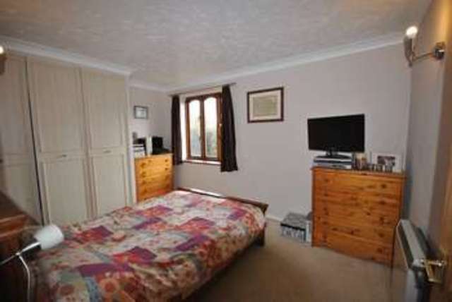  Image of 2 bedroom Flat for sale in Green Court Thorpe St. Andrew Norwich NR7 at Green Court Thorpe St Andrew Norwich, NR7 0LQ
