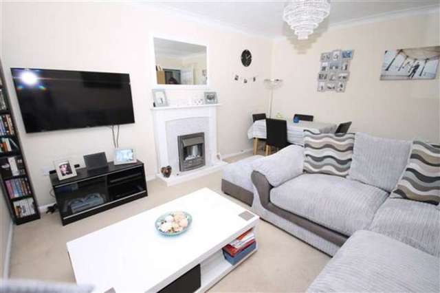  Image of 2 bedroom Flat for sale in Greystone Avenue Worthing BN13 at Durrington, BN13 1LR