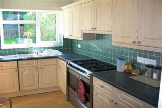  Image of 3 bedroom Semi-Detached house to rent in Greystones Crescent Sheffield S11 at Sheffield, S11 7JN