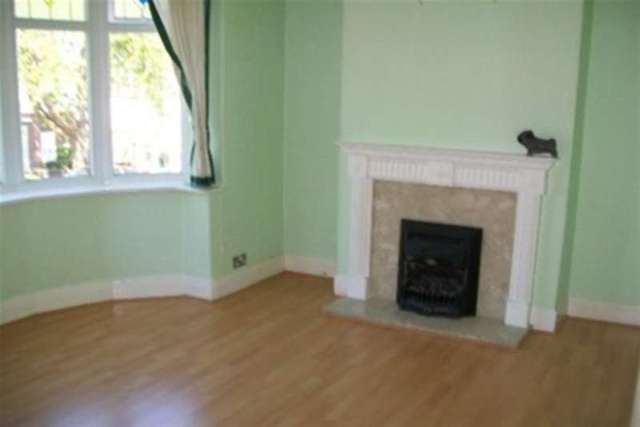  Image of 3 bedroom Semi-Detached house to rent in Greystones Crescent Sheffield S11 at Sheffield, S11 7JN