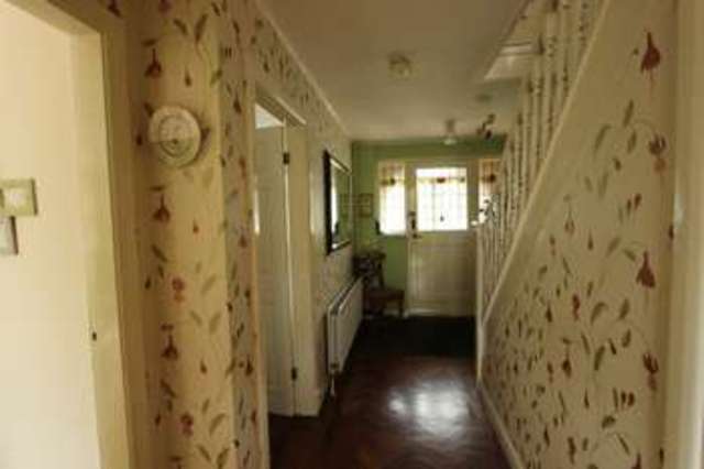  Image of 3 bedroom Detached house for sale in Groby Road Leicester LE3 at Groby Road  Leicester, LE3 9EF