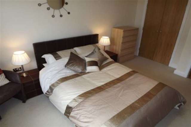  Image of 1 bedroom Flat to rent in Grove Park Oval Gosforth Newcastle upon Tyne NE3 at Newcastle upon Tyne, NE3 1EF