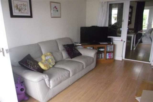  Image of 3 bedroom Semi-Detached house to rent in Grove Road Oldbury B68 at Oldbury, B68 9JL