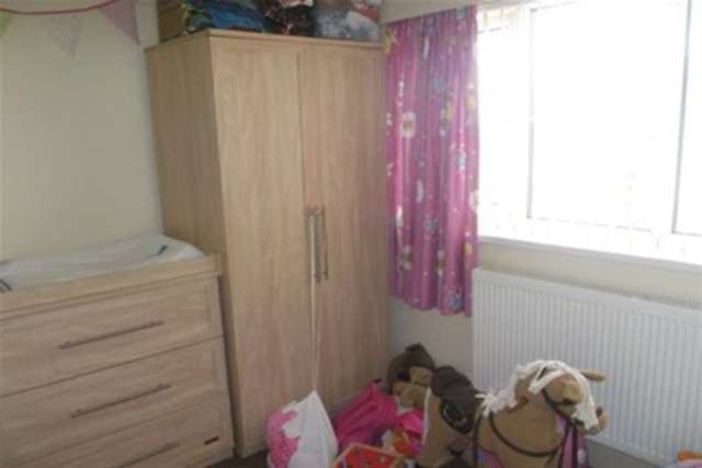  Image of 3 bedroom Semi-Detached house to rent in Grove Road Oldbury B68 at Oldbury, B68 9JL