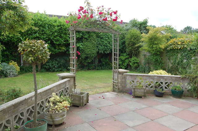  Image of 3 bedroom Detached house to rent in Gainsborough Drive Lowestoft NR32 at Lowestoft Suffolk Oulton, NR32 4NJ