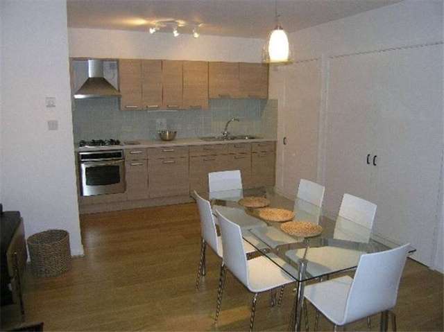  Image of 2 bedroom Flat to rent in Midwinter Place Hamilton Road Cambridge CB4 at CAMBRIDGE  Chesterton, CB4 1BW