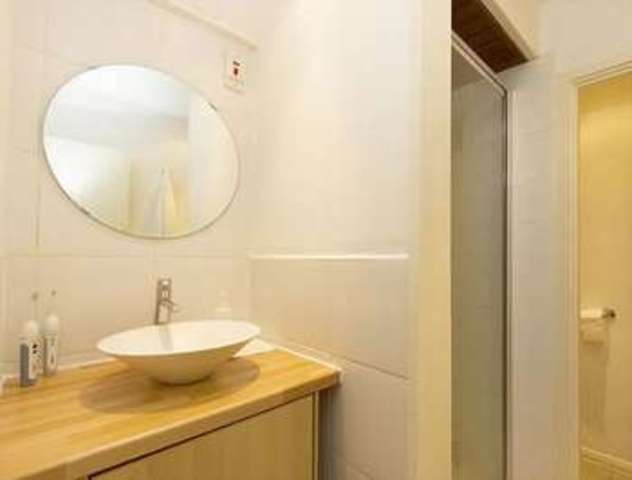  Image of Flat to rent in Hanbury Street London E1 at Hanbury Street  London, E1 6QR