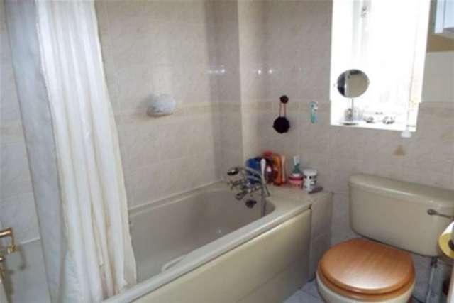  Image of 1 bedroom Detached house to rent in Harman Close Hethersett Norwich NR9 at Norwich, NR9 3PR