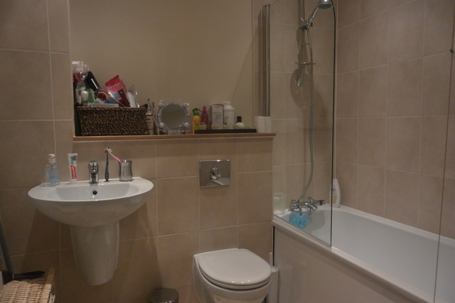  Image of 2 bedroom Apartment to rent in Harrogate Road Idle Bradford BD2 at Harrogate Road  Bradford, BD2 3HA