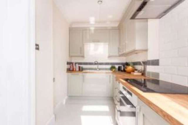  Image of 2 bedroom Flat for sale in Hartfield Road Eastbourne BN21 at Eastbourne East Sussex Eastbourne, BN21 2AP