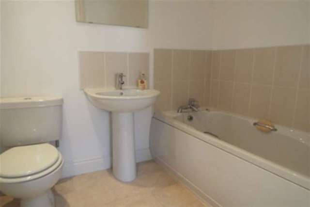  Image of 4 bedroom Detached house to rent in Harvey Avenue Durham DH1 at Durham, DH1 5ZB