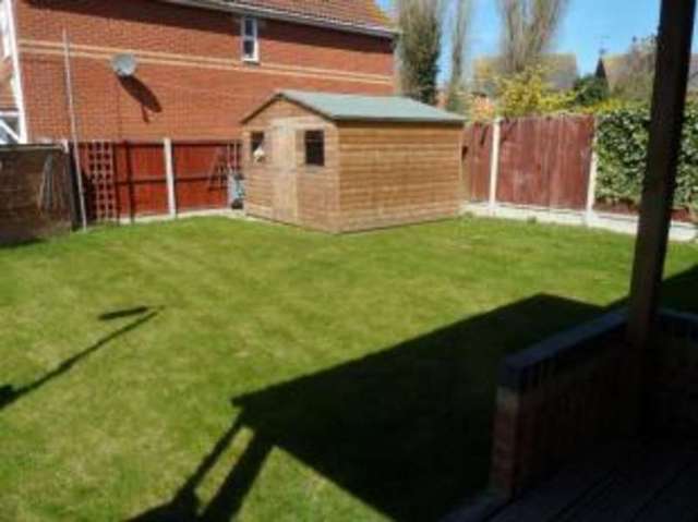  Image of 3 bedroom Detached house for sale in Vienna Close Dovercourt Harwich CO12 at Harwich Essex Dovercourt, CO12 3SL