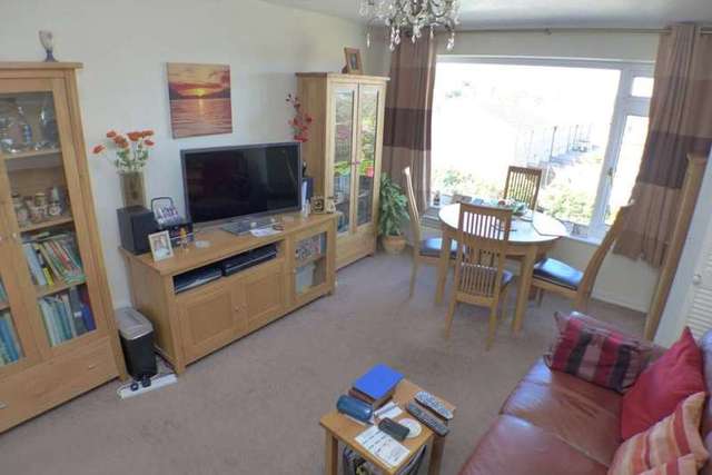  Image of 1 bedroom Flat for sale in Hatherley Road Sidcup DA14 at Hatherley Road  Sidcup, DA14 4AX