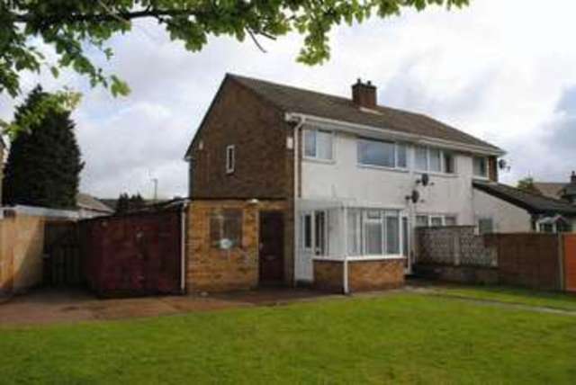  Image of 3 bedroom Semi-Detached house for sale in Hawthorn Avenue Immingham DN40 at Hawthorn Avenue  Immingham, DN40 1AR
