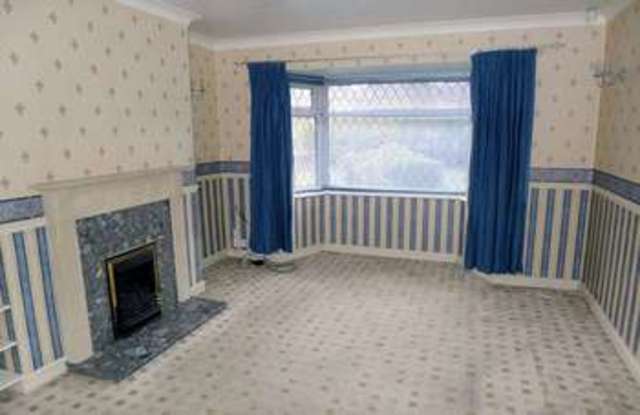  Image of 3 bedroom Semi-Detached house for sale in Hazel Road Whitefield Manchester M45 at Hazel Road Whitefield Manchester, M45 8EU