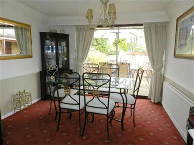  Image of 4 bedroom Detached house for sale in Heathfield Drive Bloxwich Walsall WS3 at Bloxwich, WS3 3NN