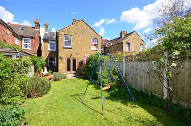  Image of 3 bedroom Terraced house for sale in Heaton Road Canterbury CT1 at Canterbury Kent Canterbury, CT1 3PY