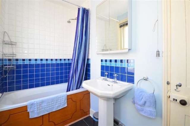  Image of 3 bedroom Terraced house for sale in Heaton Road Canterbury CT1 at Canterbury Kent Canterbury, CT1 3PY