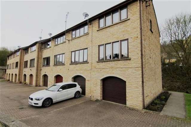  Image of 3 bedroom Town House for sale in Hebble Lane Halifax HX3 at Ovenden, HX3 5JL