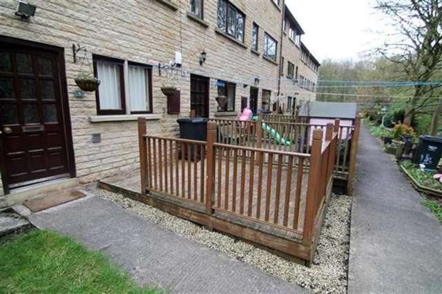 Image of 3 bedroom Town House for sale in Hebble Lane Halifax HX3 at Ovenden, HX3 5JL