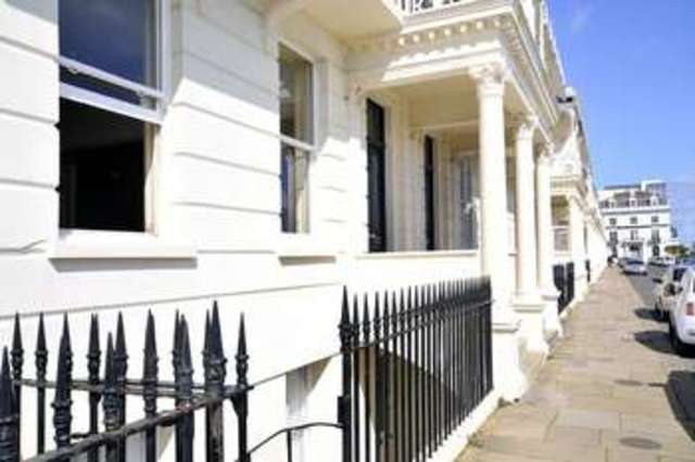  Image of 2 bedroom Flat for sale in Heene Terrace Worthing BN11 at Heene Terrace  Worthing, BN11 3NR
