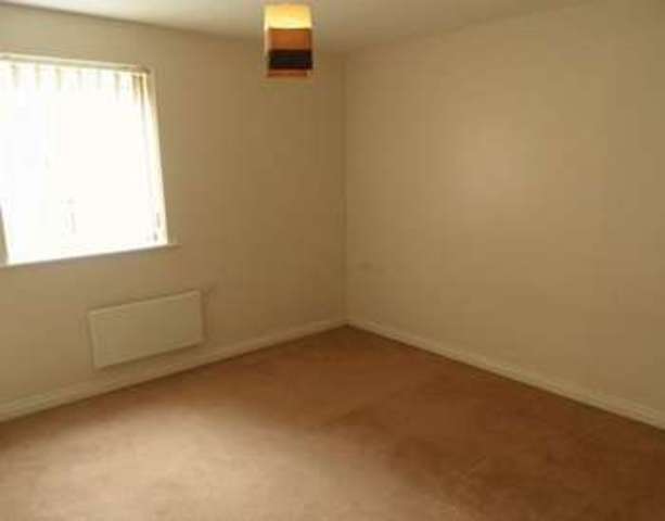  Image of 2 bedroom Flat to rent in Hendon Rise Nottingham NG3 at Hendon Court, Hendon Rise Mapperley Nottingham, NG3 3AQ