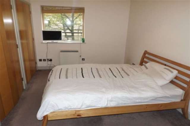  Image of 2 bedroom Flat to rent in Henke Court Cardiff CF10 at Cardiff, CF10 4EL