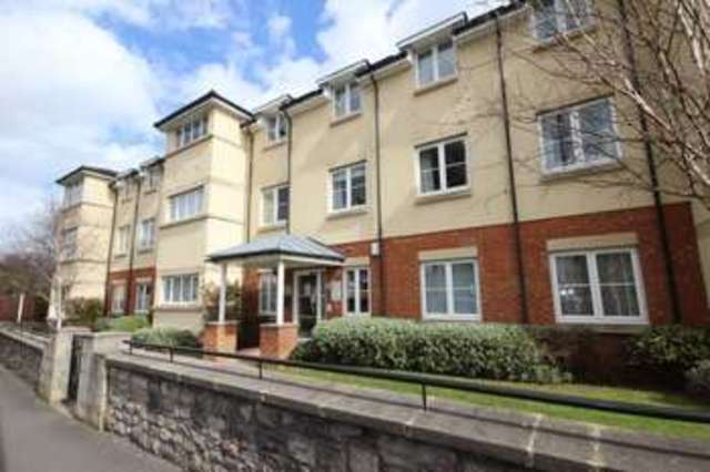  Image of 2 bedroom Flat for sale in Henleaze Road Henleaze Bristol BS9 at Henleaze Road Henleaze Bristol, BS9 4NJ