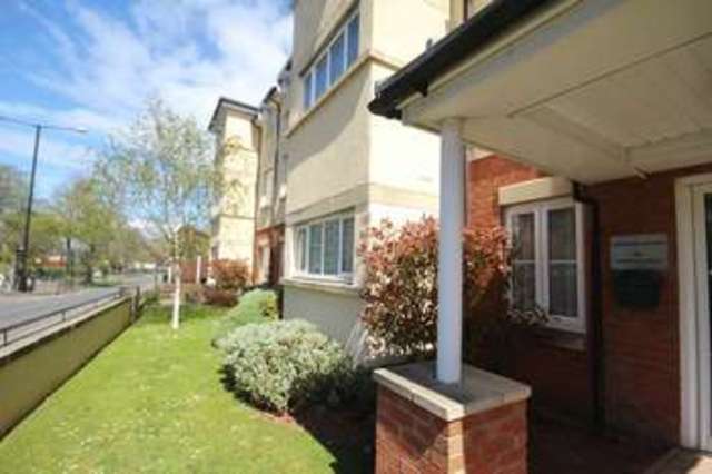  Image of 2 bedroom Flat for sale in Henleaze Road Henleaze Bristol BS9 at Henleaze Road Henleaze Bristol, BS9 4NJ