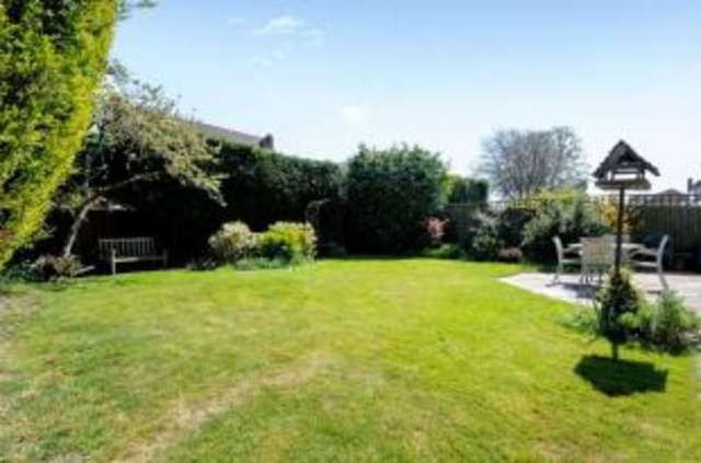  Image of 5 bedroom Detached house for sale in Henville Road Bromley BR1 at Bromley  Bromley, BR1 3HX