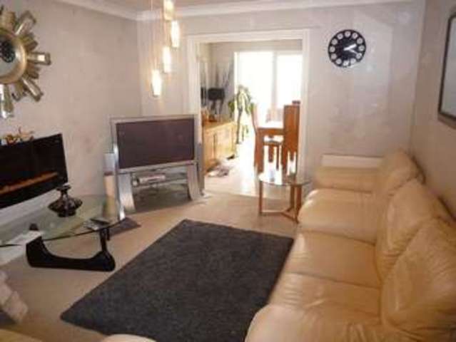  Image of 4 bedroom Detached house for sale in Heol Pilipala Rhoose Barry CF62 at Heol Pilipala  Rhoose Point, CF62 3LP