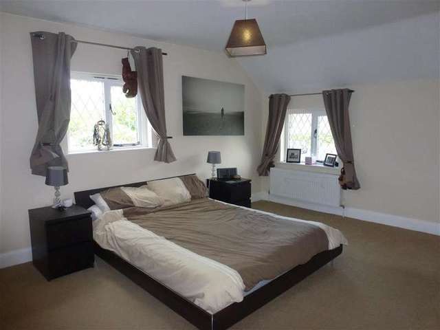  Image of 4 bedroom Detached house for sale in High Street Ardingly Haywards Heath RH17 at Ardingly Haywards Heath Haywards Heath, RH17 6TD