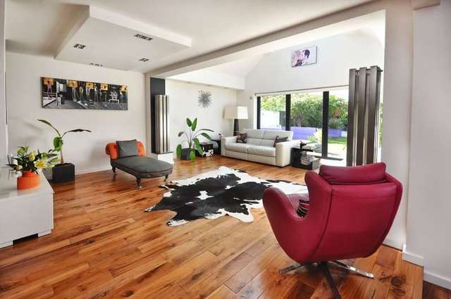  Image of 5 bedroom Detached house for sale in High Street Chalgrove Oxford OX44 at Chalgrove Oxford Oxfordshire, OX44 7SS