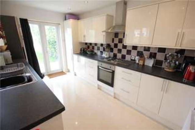  Image of 3 bedroom End of Terrace for sale in High Street Old Woking Woking GU22 at Old Woking Woking Old Woking, GU22 9LW