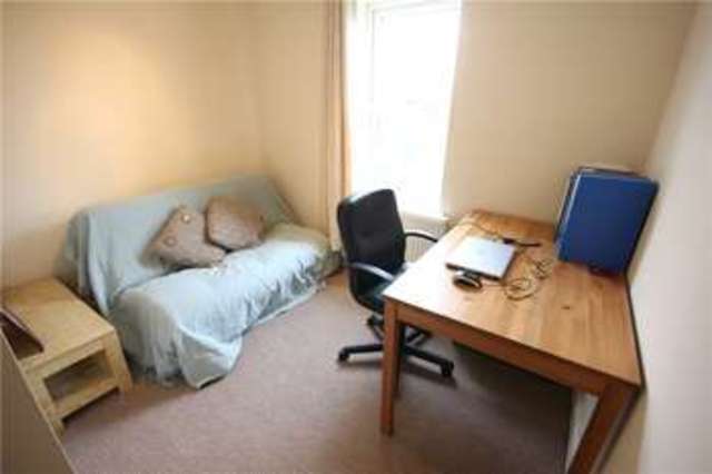  Image of 3 bedroom End of Terrace for sale in High Street Old Woking Woking GU22 at Old Woking Woking Old Woking, GU22 9LW