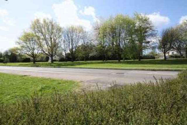  Image of 3 bedroom Semi-Detached house for sale in Tyzack Road High Wycombe HP13 at Tyzack Road  High Wycombe, HP13 7PT