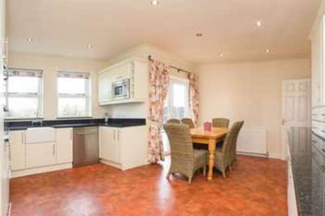  Image of 5 bedroom Detached house for sale in Highfield Road Hertford SG13 at Highfield Road  Hertford, SG13 8BH