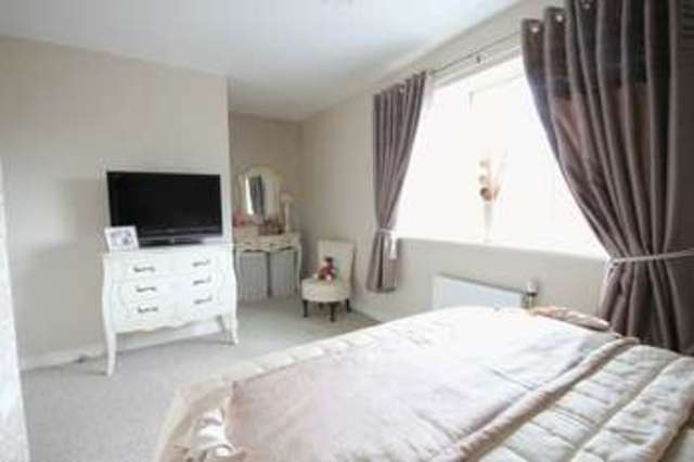  Image of 3 bedroom Terraced house for sale in Highfields Park Drive Derby DE22 at Highfields Park Drive  Derby, DE22 1JY