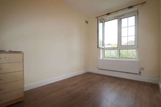  Image of 2 bedroom Apartment to rent in Prusom Street London E1W at Prusom Street  London, E1W 3NN