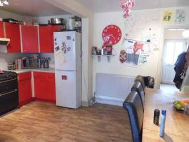  Image of 3 bedroom Terraced house for sale in Hillside Avenue Kettering NN15 at Kettering Northamptonshire Kettering, NN15 6EF