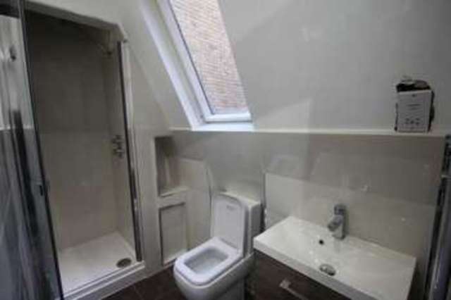  Image of 1 bedroom Flat to rent in High Holborn London WC1V at London WC1V 6RD Holborn, WC1V 6RD