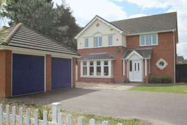  Image of 4 bedroom Detached house for sale in Hollyhock Way Littlehampton BN17 at Hollyhock Way  Littlehampton, BN17 6UJ