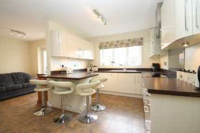  Image of 4 bedroom Detached house for sale in Hollyhock Way Littlehampton BN17 at Hollyhock Way  Littlehampton, BN17 6UJ