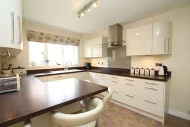  Image of 4 bedroom Detached house for sale in Hollyhock Way Littlehampton BN17 at Hollyhock Way  Littlehampton, BN17 6UJ