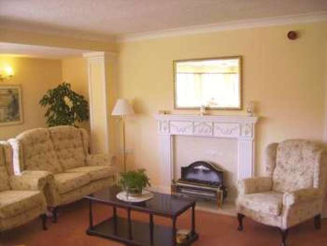 Image of 1 bedroom Retirement Property for sale in Clifton Drive Lytham St. Annes FY8 at 39 Clifton Drive  Lytham St. Annes, FY8 1QT