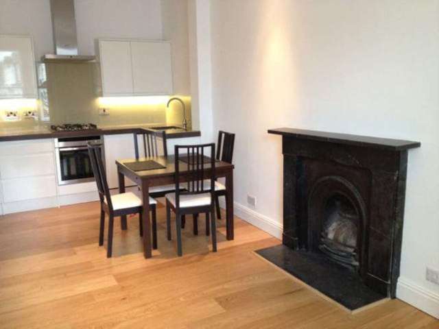  Image of 2 bedroom Apartment to rent in Homestead Road London SW6 at Homestead Road Fulham London, SW6 7DB