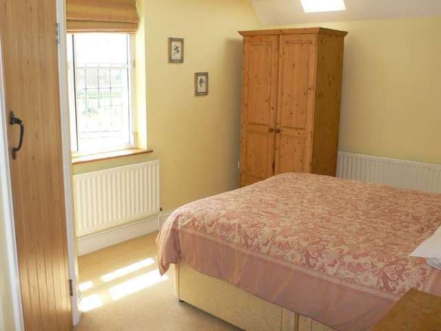  Image of 2 bedroom Flat to rent in Honiley Kenilworth CV8 at Kenilworth Kenilworth Warwickshire, CV8 1NP
