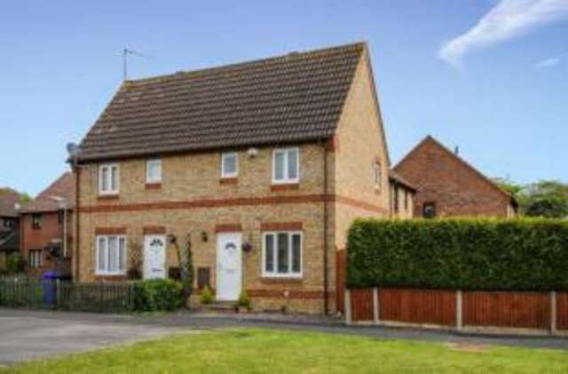 Image of 1 bedroom Semi-Detached house for sale in Hop Garden Road Hook RG27 at Hook Hampshire Hook, RG27 9SU