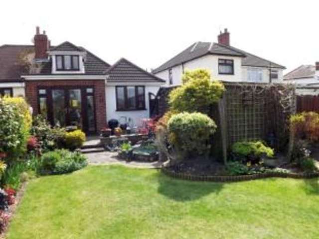  Image of 3 bedroom Bungalow for sale in Warren Drive Hornchurch RM12 at Hornchurch  Elm Park, RM12 4PL